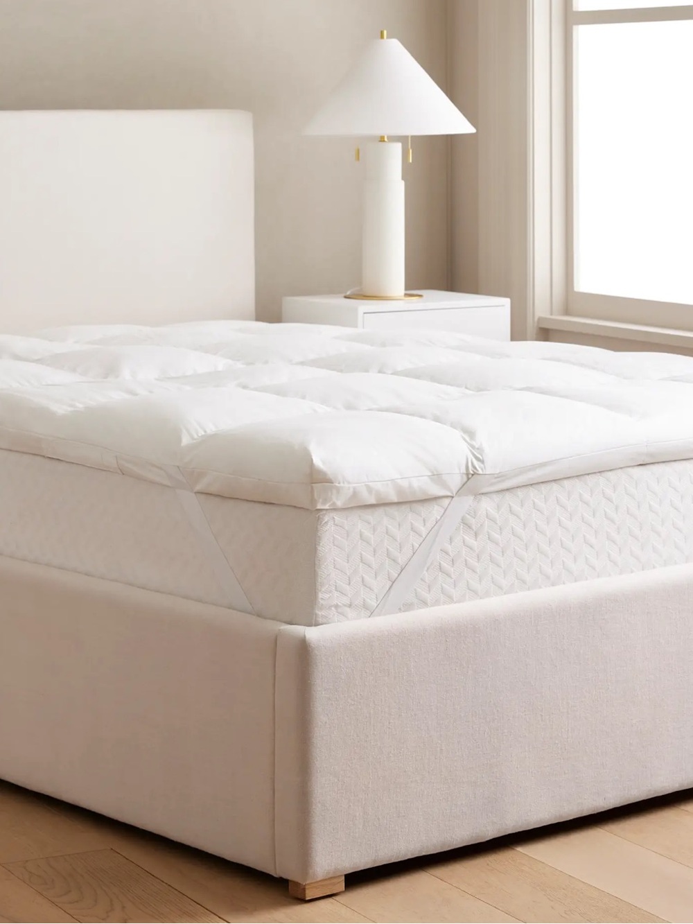 Quince Premium Down Alternative Mattress Topper King/Cal King
